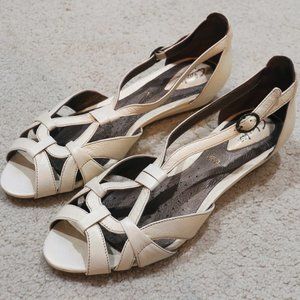 Clarks Artisan Dusky Hill Cream Leather Sandals